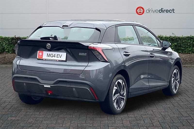 New MG MG4 EV SE 319 kW (435 HP) 2026 Metallic  camden grey Hatchback