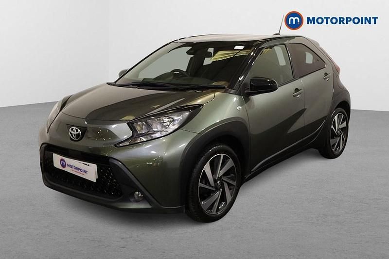 Used Toyota Aygo X 72 HP (52 kW) 2023 Green SUV