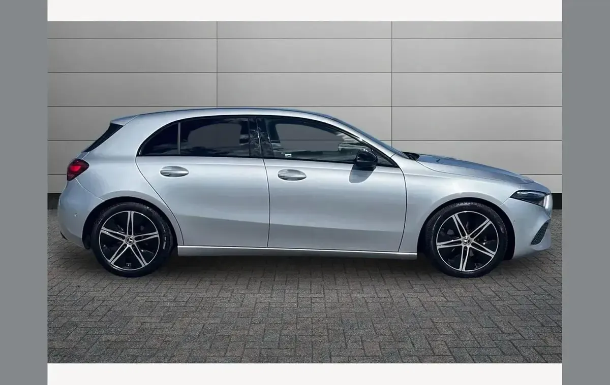 Used Mercedes A180 Sport Edition 148 HP (108 kW) 2025 Silver Hatchback