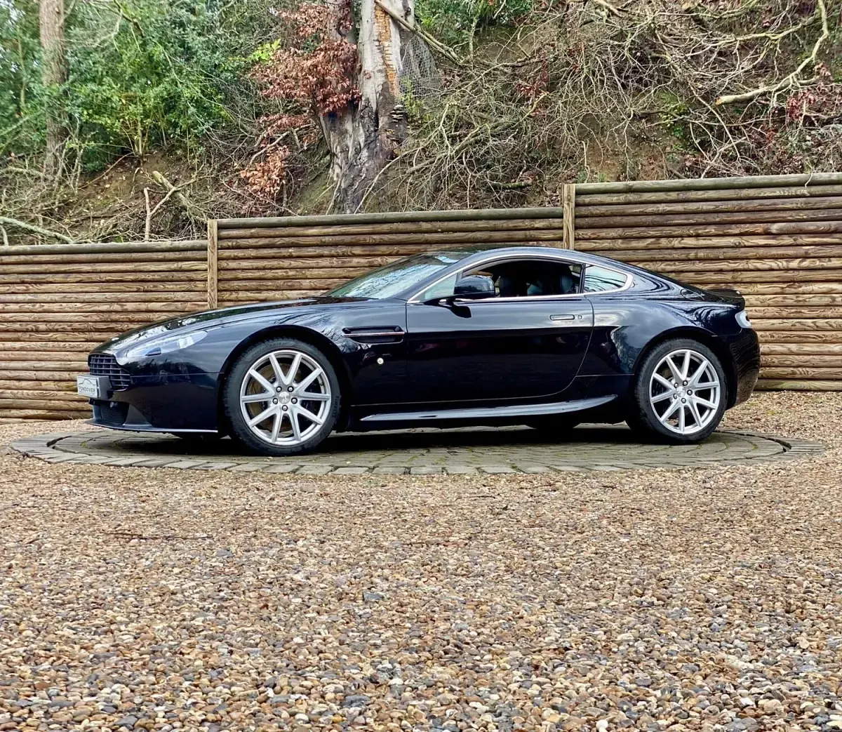 Used Aston Martin Vantage 420 HP (308 kW) 2012 Black Coupe
