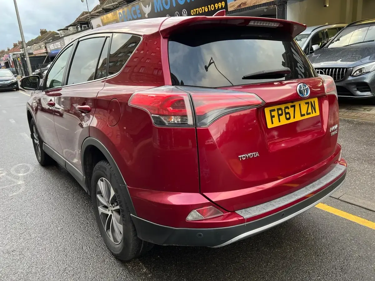 Used Toyota RAV4 Hybrid 2017 Red SUV