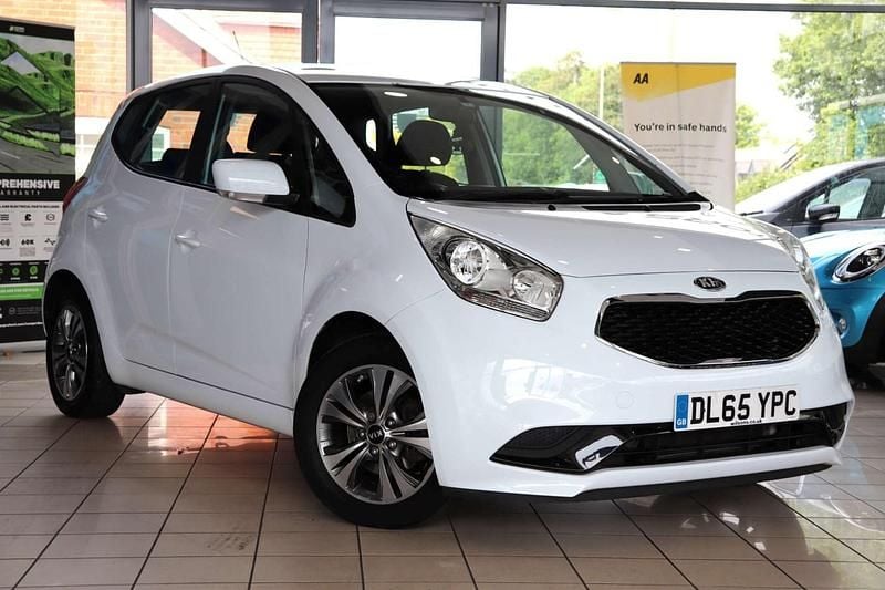 White Used 2015 Kia Venga 2 Hatchback | £9,720 (Fair price) - Image 1/4