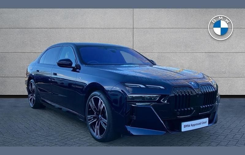 Blue Used 2023 BMW i7 M Sport Sedan | £68,943 (Fair price) - Image 1/4
