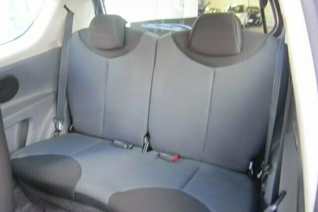 Used Toyota Aygo 54 HP (39 kW) 2006 Hatchback