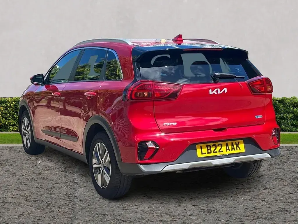 Used Kia Niro 2022 Red SUV
