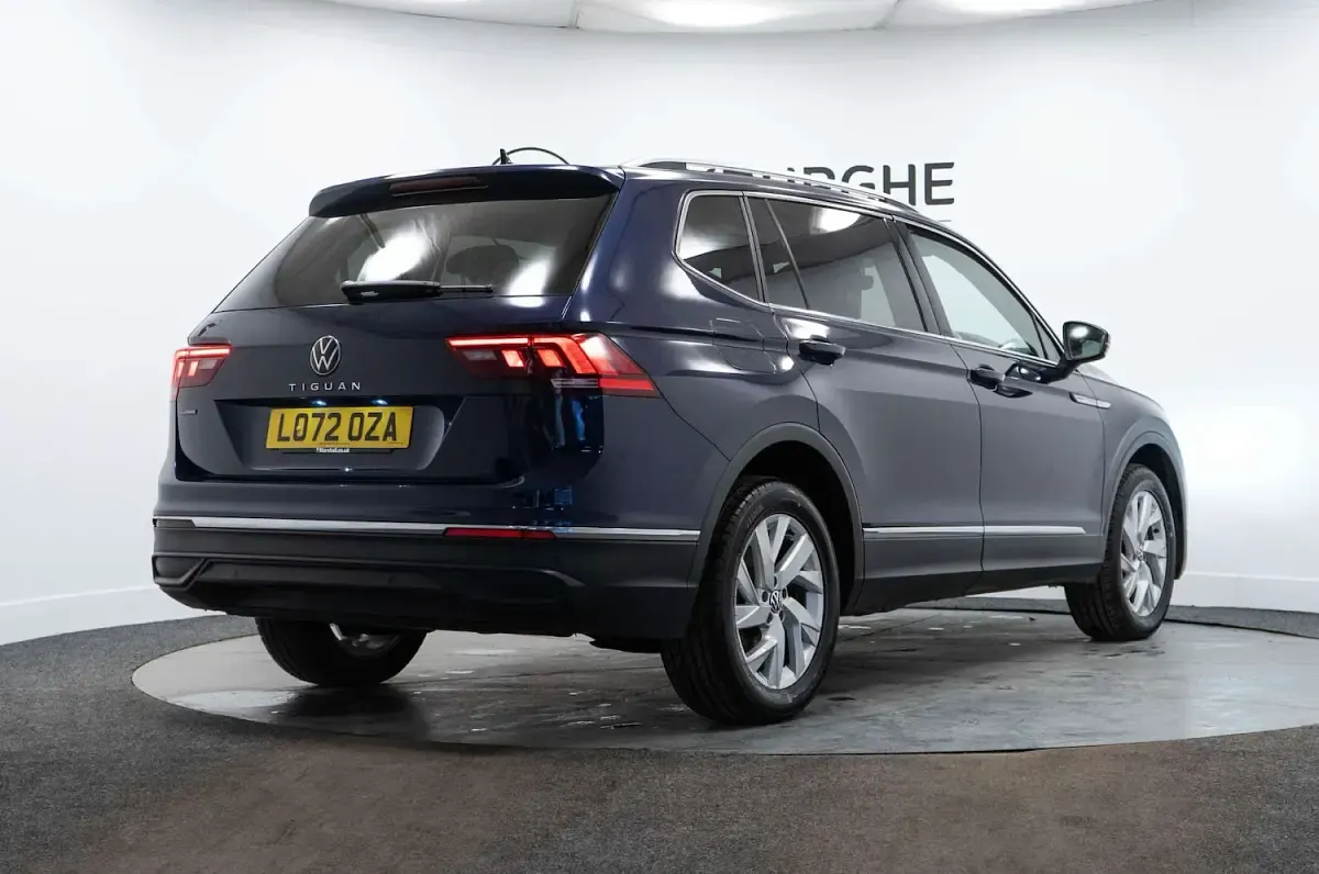 Used VW Tiguan Allspace S 150 HP (110 kW) 2022 Blue SUV