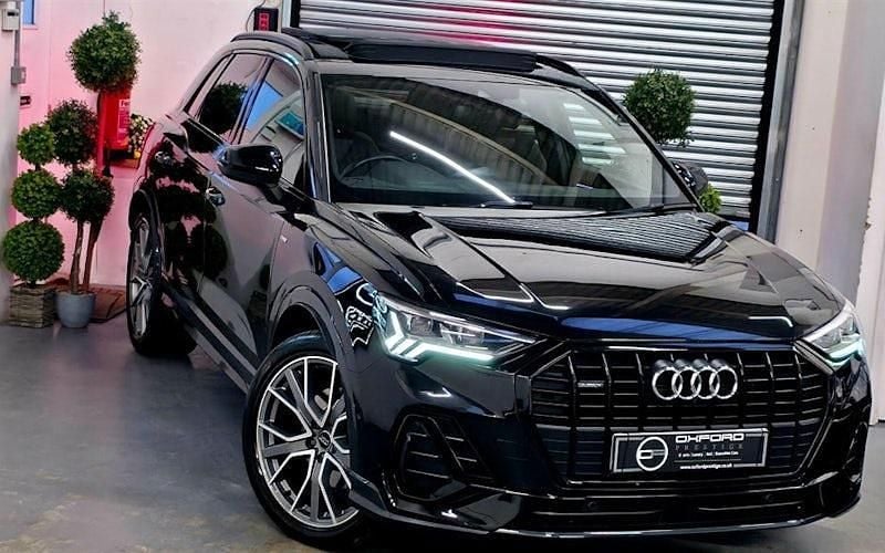 Begagnad Audi Q3 Advanced 230 HK (169 kW) 2019 Svart SUV