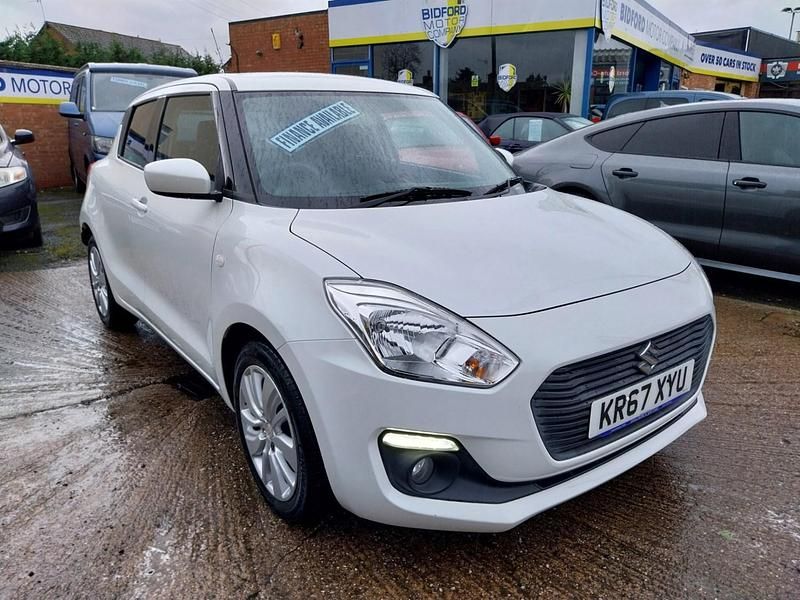 Used Suzuki Swift SZ-T 111 HP (81 kW) 2017 White Hatchback