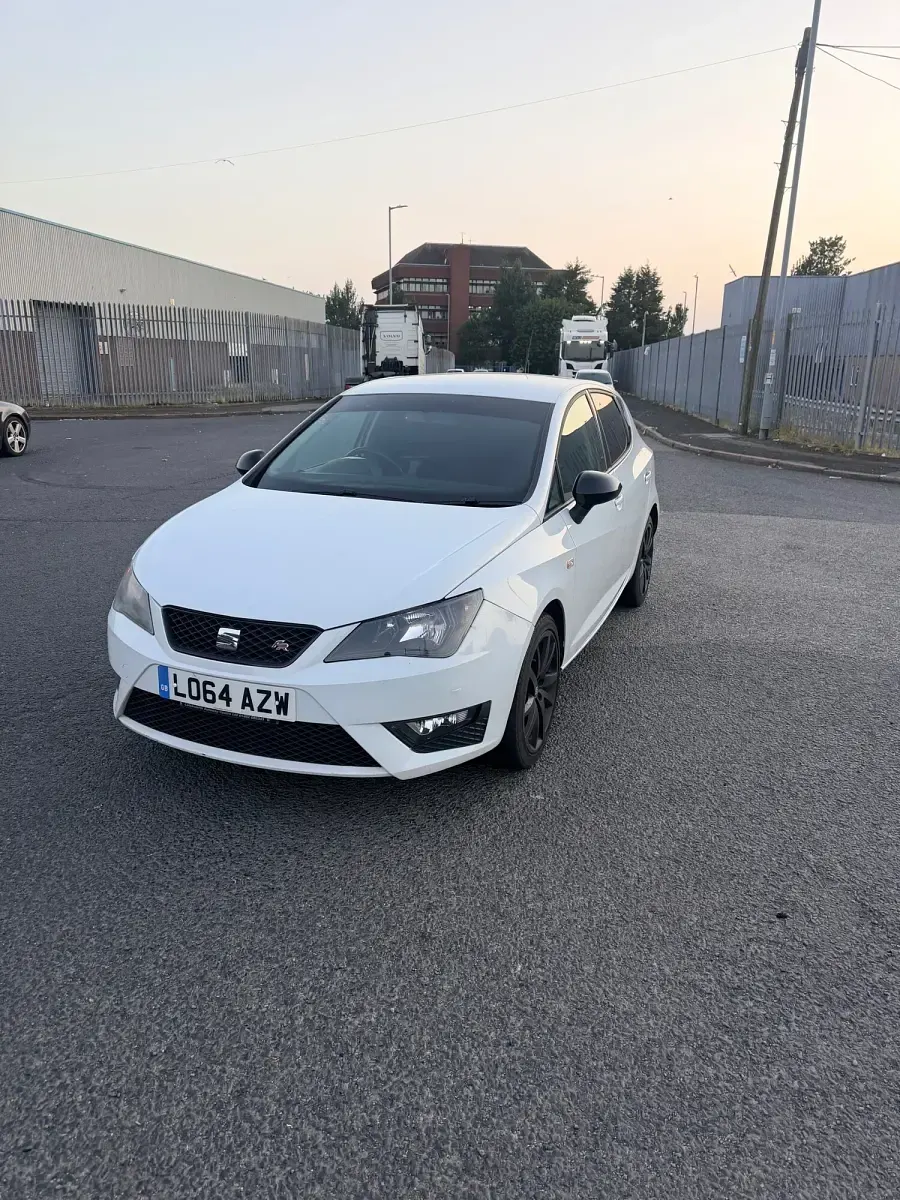 Used Seat Ibiza FR 2014 White Hatchback