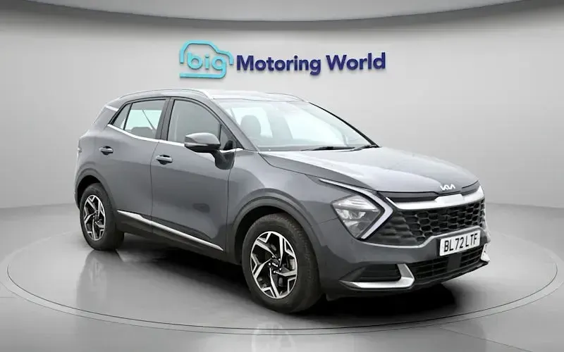 Usado Kia Sportage 150 HP (110 kW) 2023 Cinzento SUV