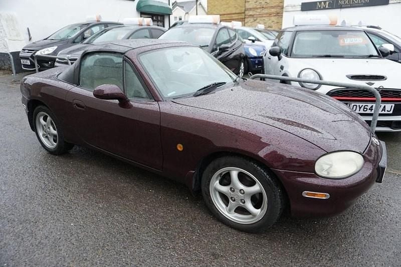 Maroon Used 2000 Mazda MX5 Cabriolet | £2,500 (Super price) - Image 1/1