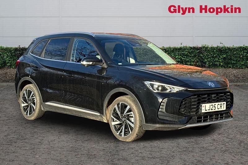 Black Used 2025 MG ZS Trophy Hatchback | £20,136 (Fair price) - Image 1/4