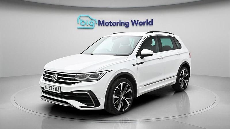 Used VW Tiguan R-line 150 HP (110 kW) 2023 White SUV