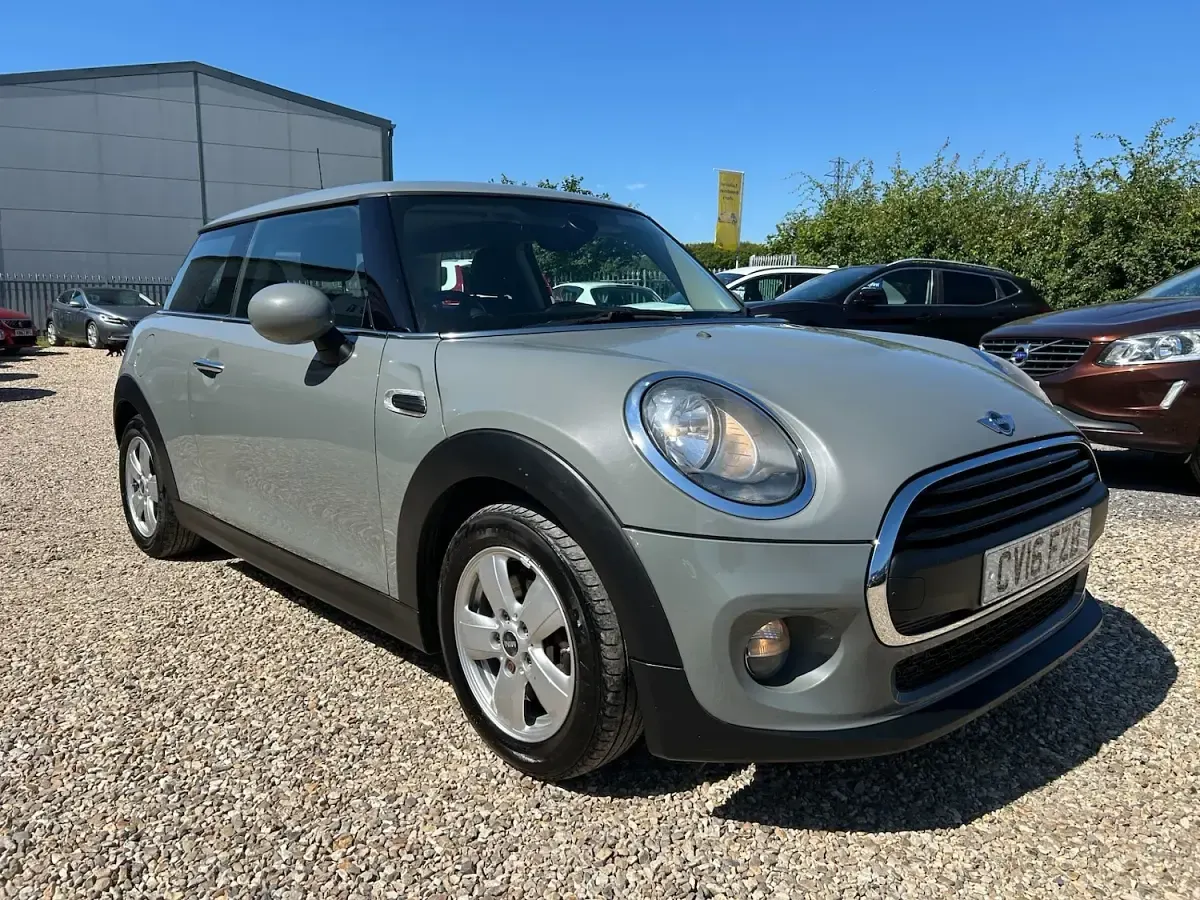Used Mini ONE Hatch 102 HP (75 kW) 2016 Grey Hatchback