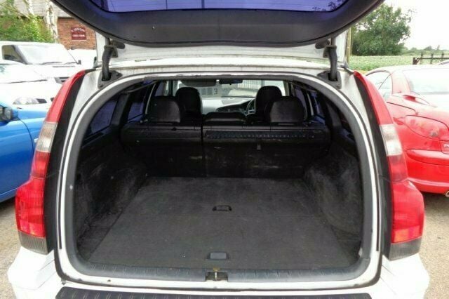 Used Volvo V70 250 HP (183 kW) 2003 Estate