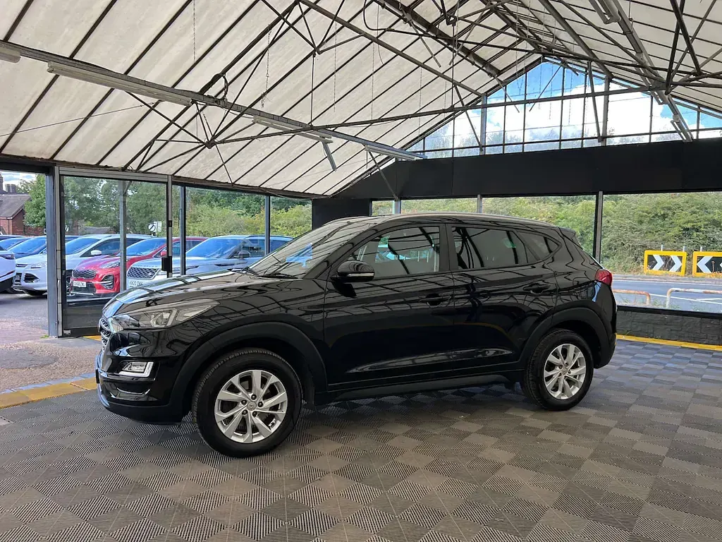 Used Hyundai Tucson SE 2018 Black SUV