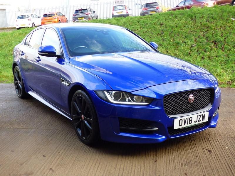 Used Jaguar XE R-Sport 180 HP (132 kW) 2018 Blue Sedan