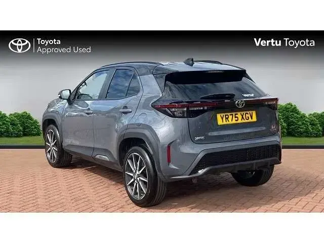 Used Toyota Yaris Cross Sport 128 HP (94 kW) 2025 Grey SUV