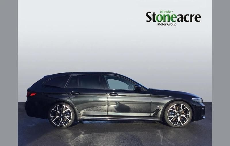 Used BMW 520 M Sport 180 HP (132 kW) 2020 Black Estate