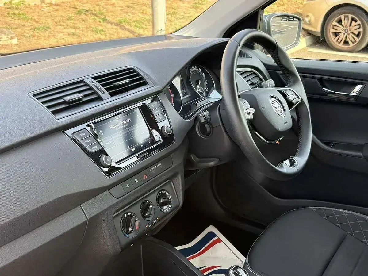 Used Skoda Fabia SE 44 HP (32 kW) 2021 Quartz grey metallic Hatchback