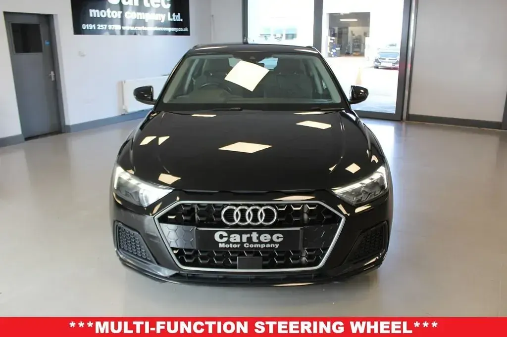 Used Audi A1 Sportback Sport 116 HP (85 kW) 2018 Black Hatchback