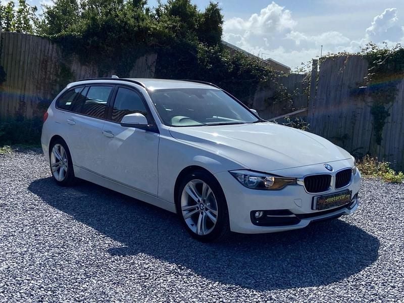 White Used 2013 BMW 318 Sport Line Estate | £7,295 (Fair price) - Image 1/2