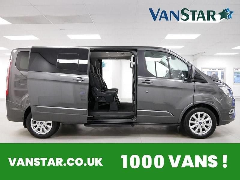 Used Ford Tourneo Custom Titanium 130 HP (95 kW) 2019 Grey Van