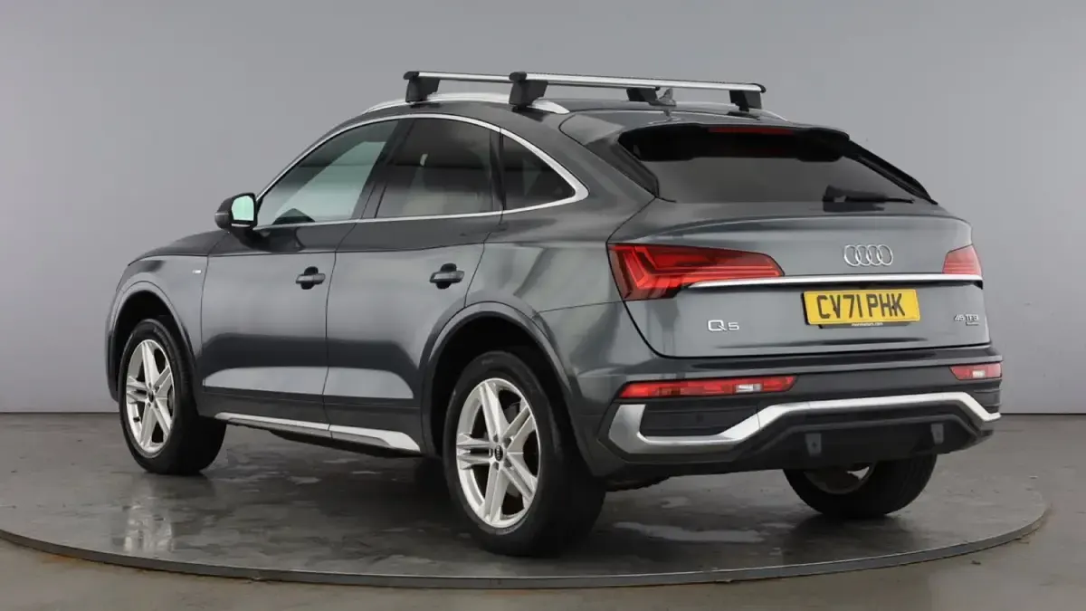 Usado Audi Q5 Sportback S-Line 261 HP (191 kW) 2021 Cinzento SUV