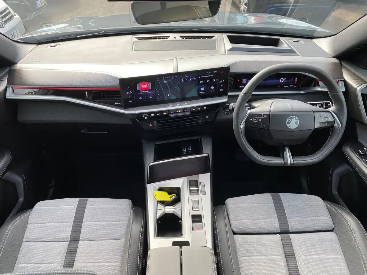 Used Vauxhall Grandland X Ultimate 2025 Grey SUV