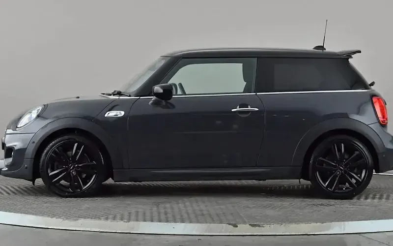 Used Mini Cooper S Hatch 192 HP (141 kW) 2019 Grey Hatchback