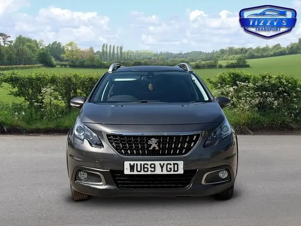 Second-hand Peugeot 2008 Signature Sky 2019 Gri SUV