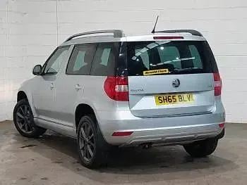 Used Skoda Yeti SE 110 HP (80 kW) 2015 Silver SUV