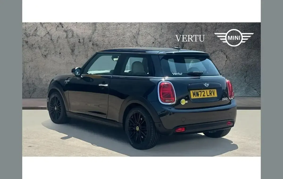 Used Mini Cooper S Level 3 135 kW (184 HP) 2022 Black Hatchback