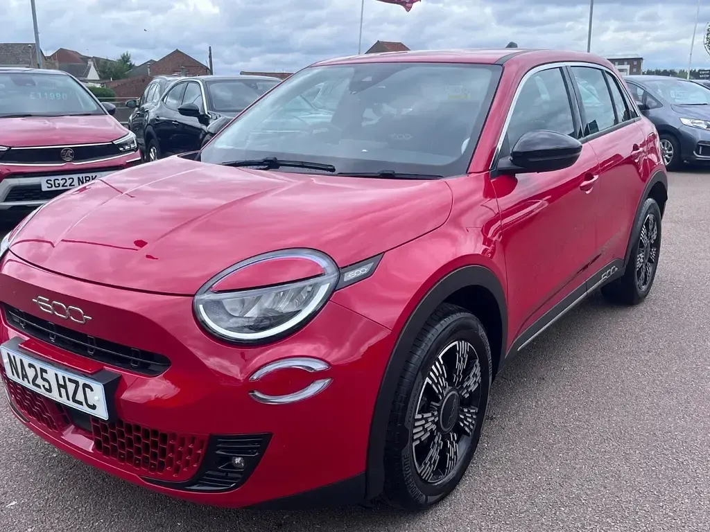 Used Fiat 600 2025 Red SUV