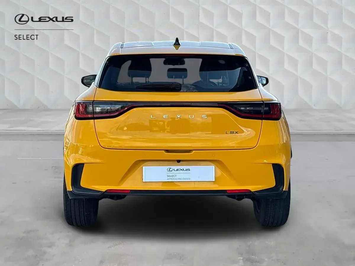Used Lexus LBX 136 HP (100 kW) 2025 Yellow SUV