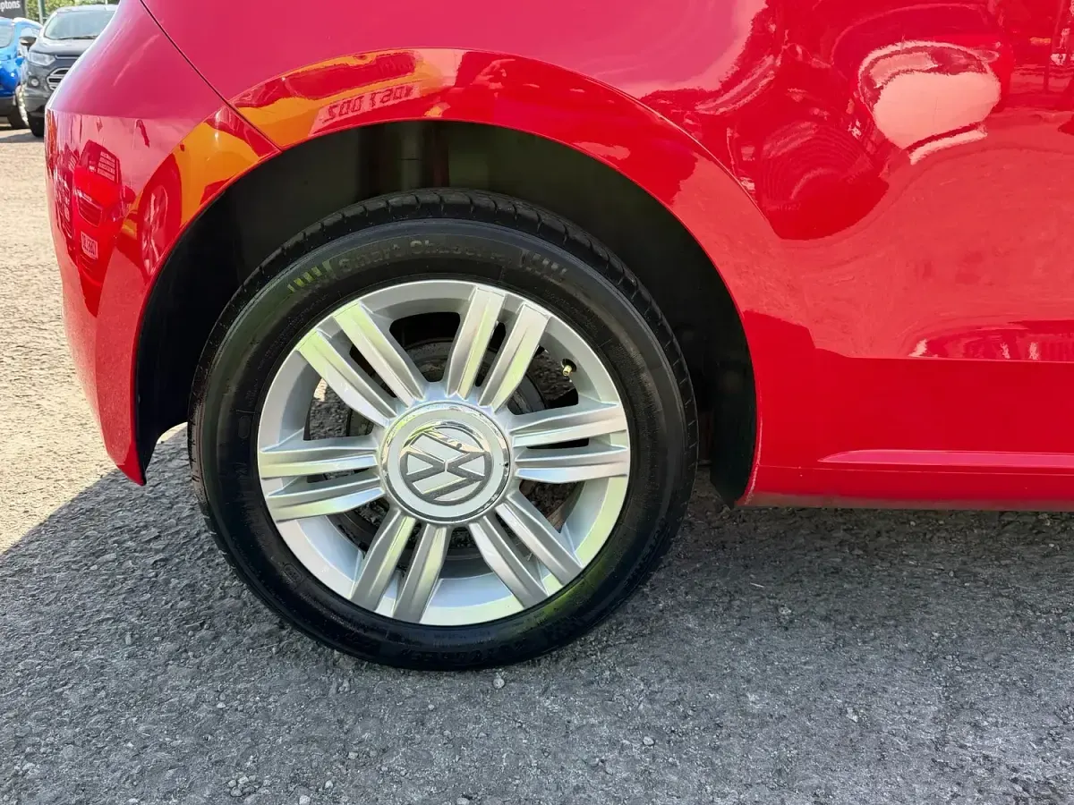 Used VW up! high up! 75 HP (55 kW) 2016 Red Hatchback