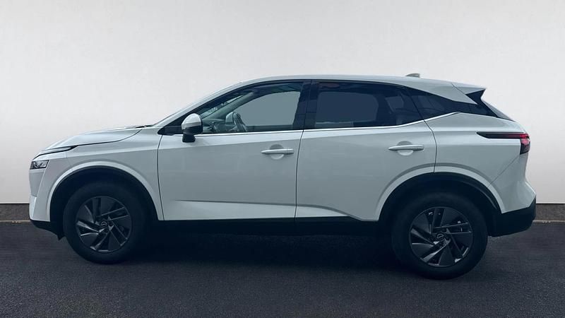 Used Nissan Qashqai Acenta Premium 158 HP (116 kW) 2023 White SUV