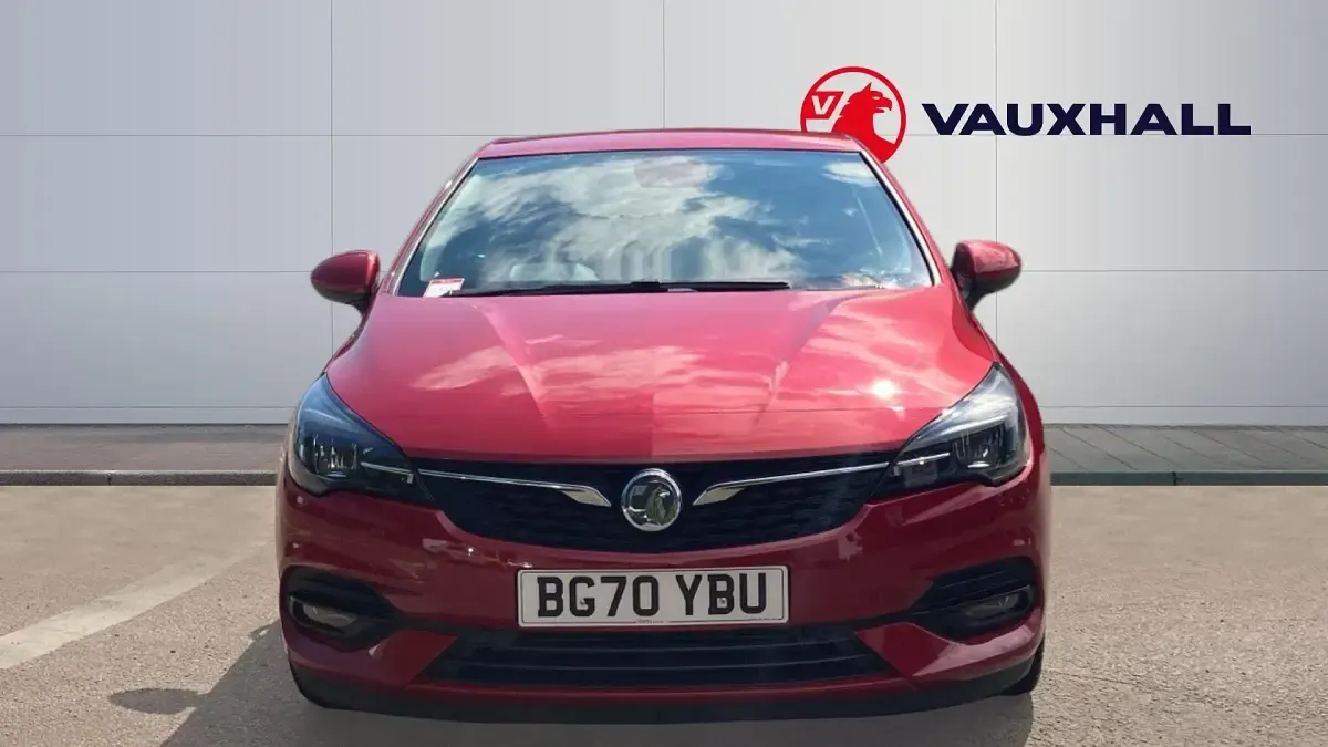 Used Vauxhall Astra SRi 145 HP (106 kW) 2020 Red Hatchback