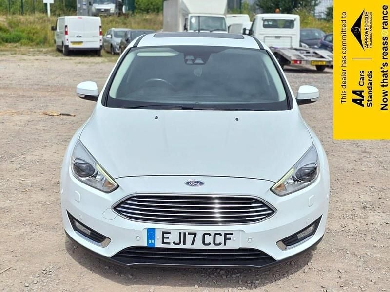 Used Ford Focus Titanium X 120 HP (88 kW) 2017 White Hatchback
