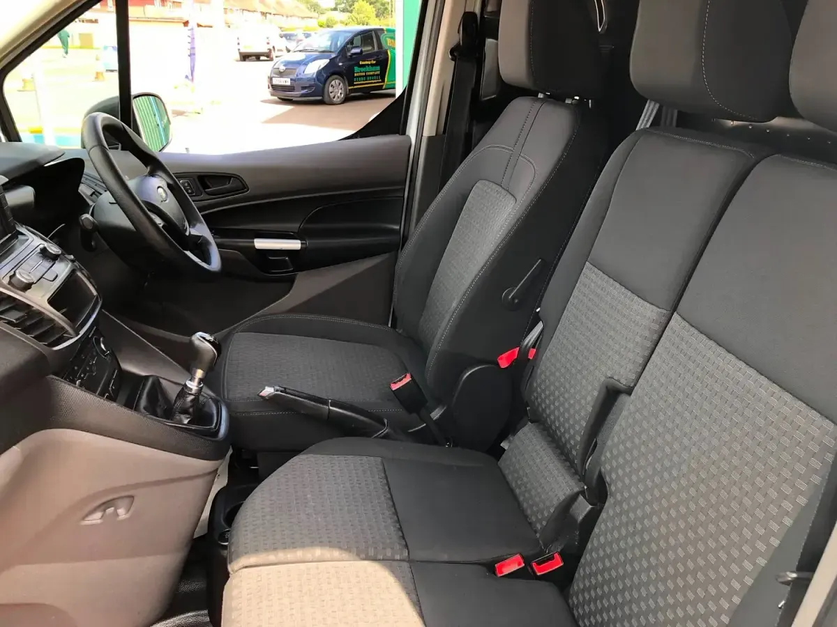 Used Ford Transit Trend 100 HP (73 kW) 2019 White Van