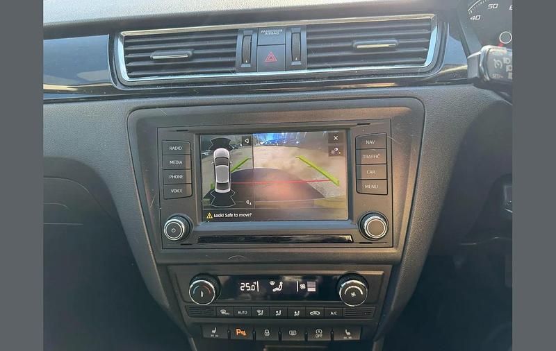 Begagnad Seat Toledo XCELLENCE 110 HK (80 kW) 2018 Vit Halvkombi
