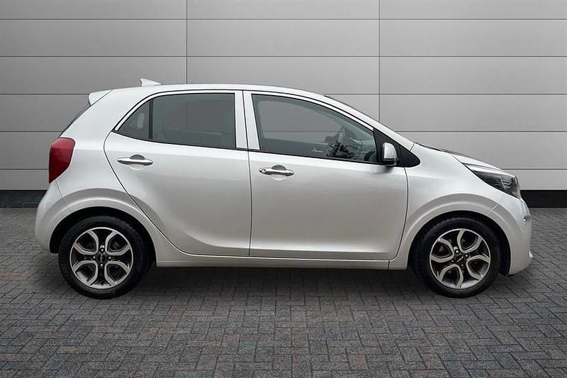 Used Kia Picanto 66 HP (48 kW) 2023 Silver Hatchback