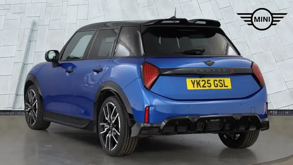 Used Mini Cooper S Hatch 201 HP (147 kW) 2025 Blue Hatchback