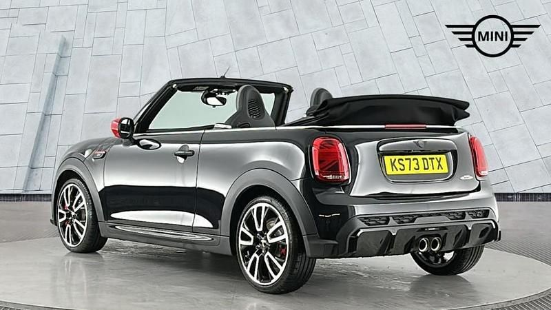 Used Mini John Cooper Works 228 HP (167 kW) 2023 Black Hatchback