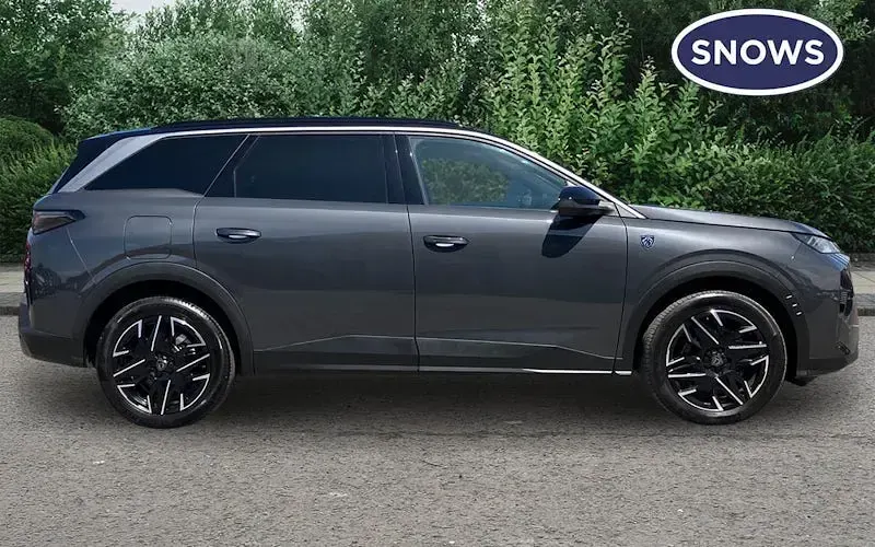 Used Peugeot 5008 GTi 136 HP (100 kW) 2025 Grey SUV