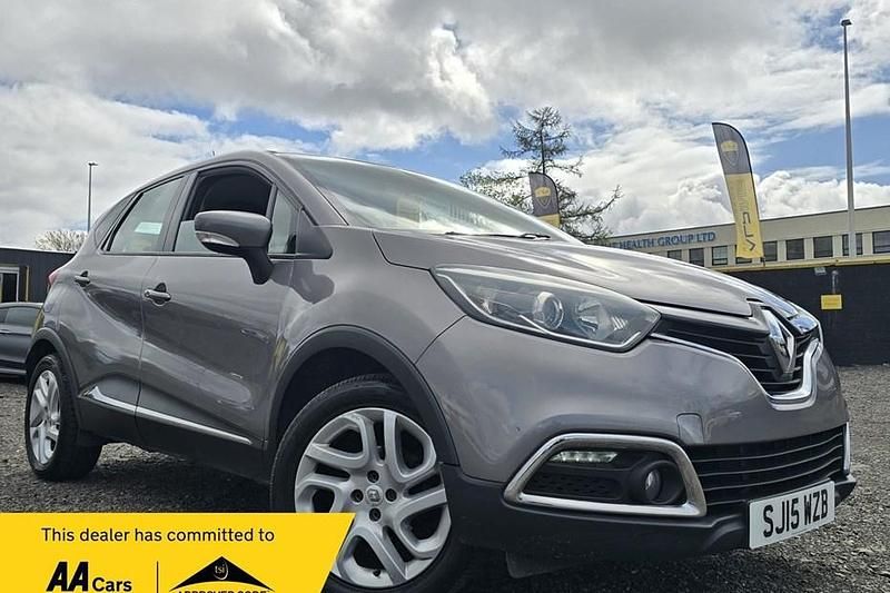 Used Renault Captur Dynamique 90 HP (66 kW) 2015 Grey SUV