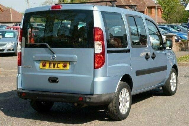 Used Fiat Doblò 77 HP (56 kW) 2006 MPV
