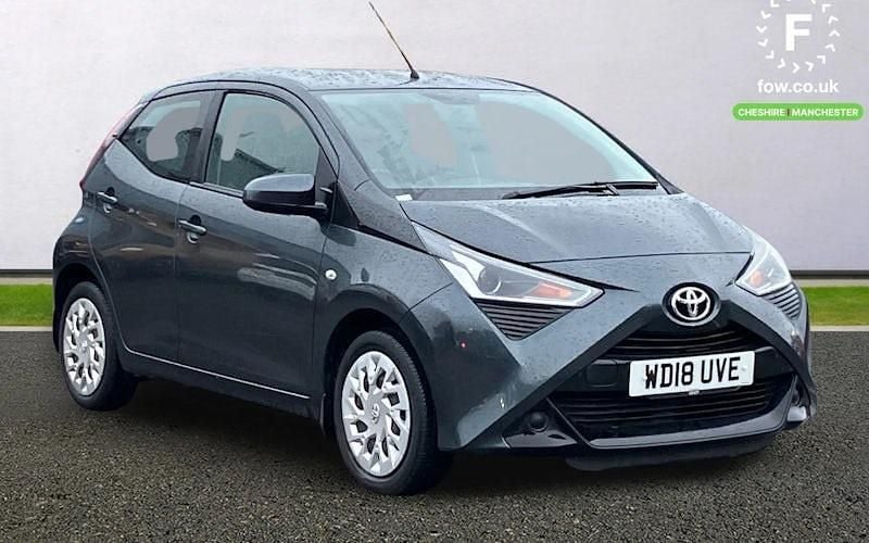 Used 2020 Toyota Aygo X-play Hatchback | £7,499 (Good price) - Image 1/4