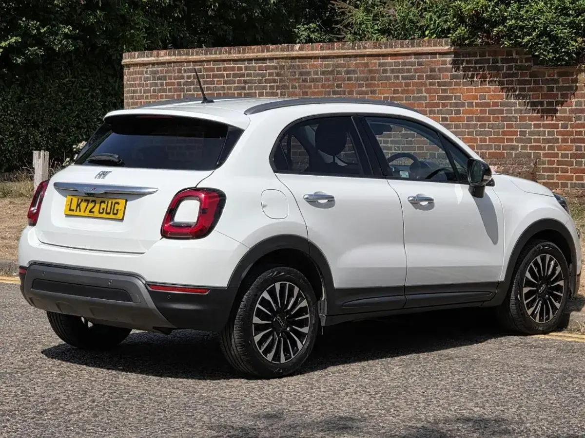 Used Fiat 500X Cross 120 HP (88 kW) 2022 White SUV