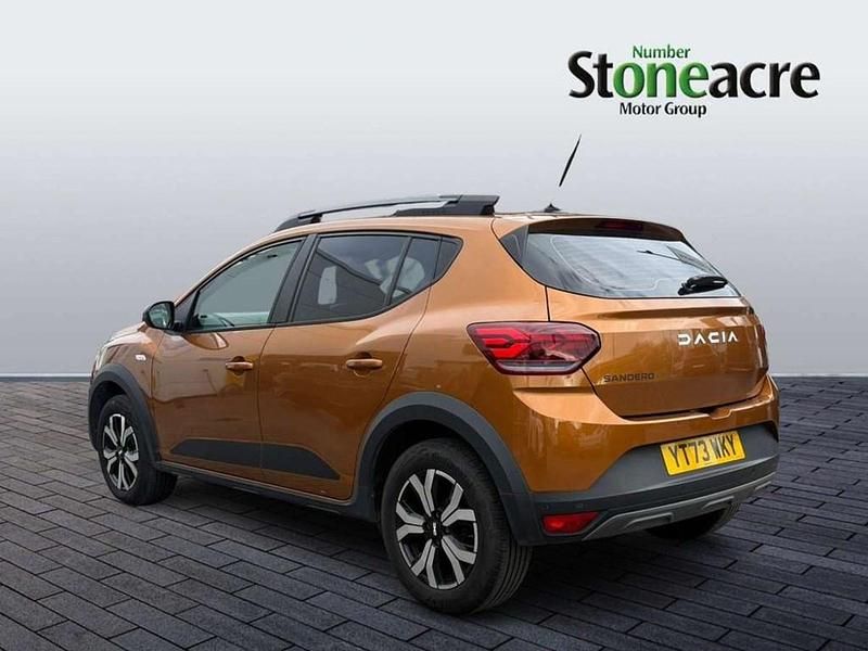 Gebraucht Dacia Sandero Journey 90 PS (66 kW) 2023 Orange SUV